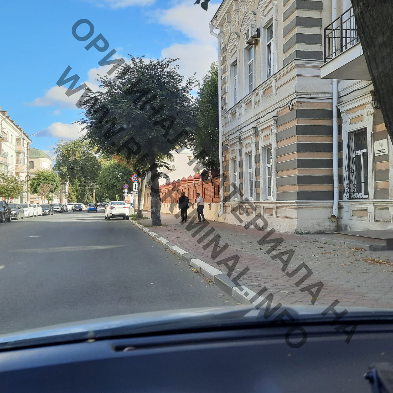 Ignatenko Walks With The Former Bodyguard Of Igor Grekov Along Polonsky Street From A Cafe To The Regional Government